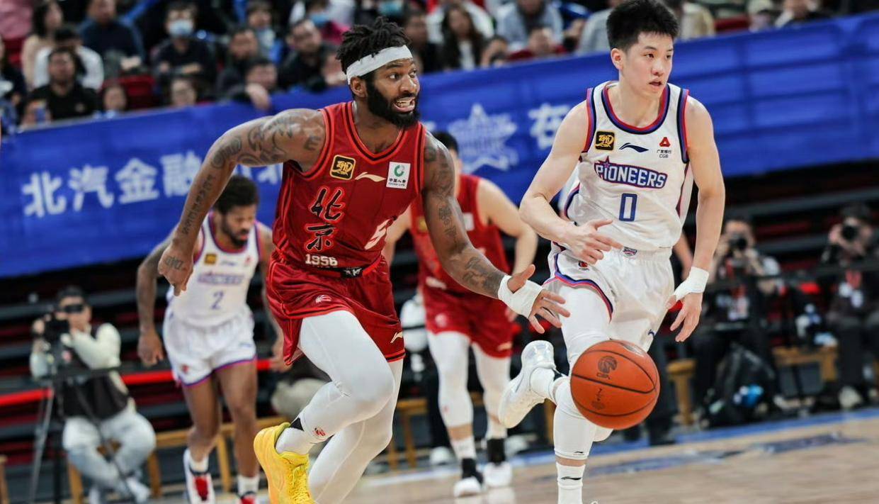 北京首钢12分险胜曾凡博受伤翟晓川引发冲突许利民不满意星空体育APP(图2)